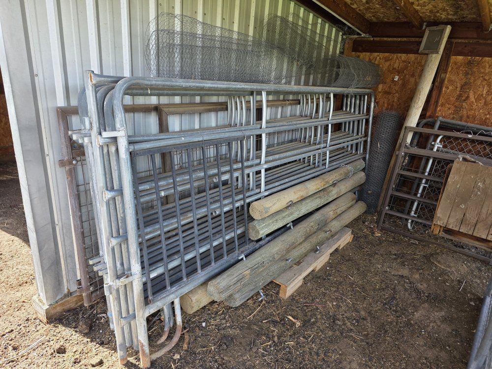12 ft 6 rail Panels and Gates