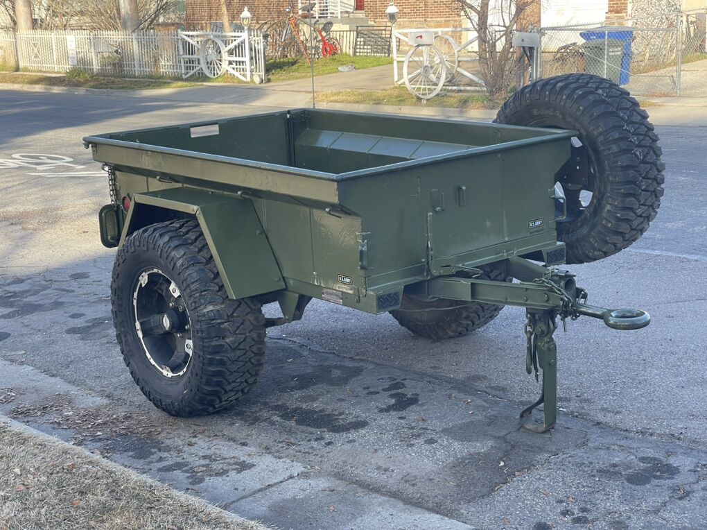 U.S. Army Style Off-Road Utility Trailer w/ Spare