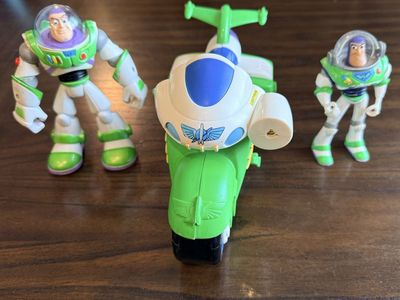 Disney Pixar Vintage Toy Story Buzz Lightyear Action Figures and 2006 Star Squad Motorcycle Lot