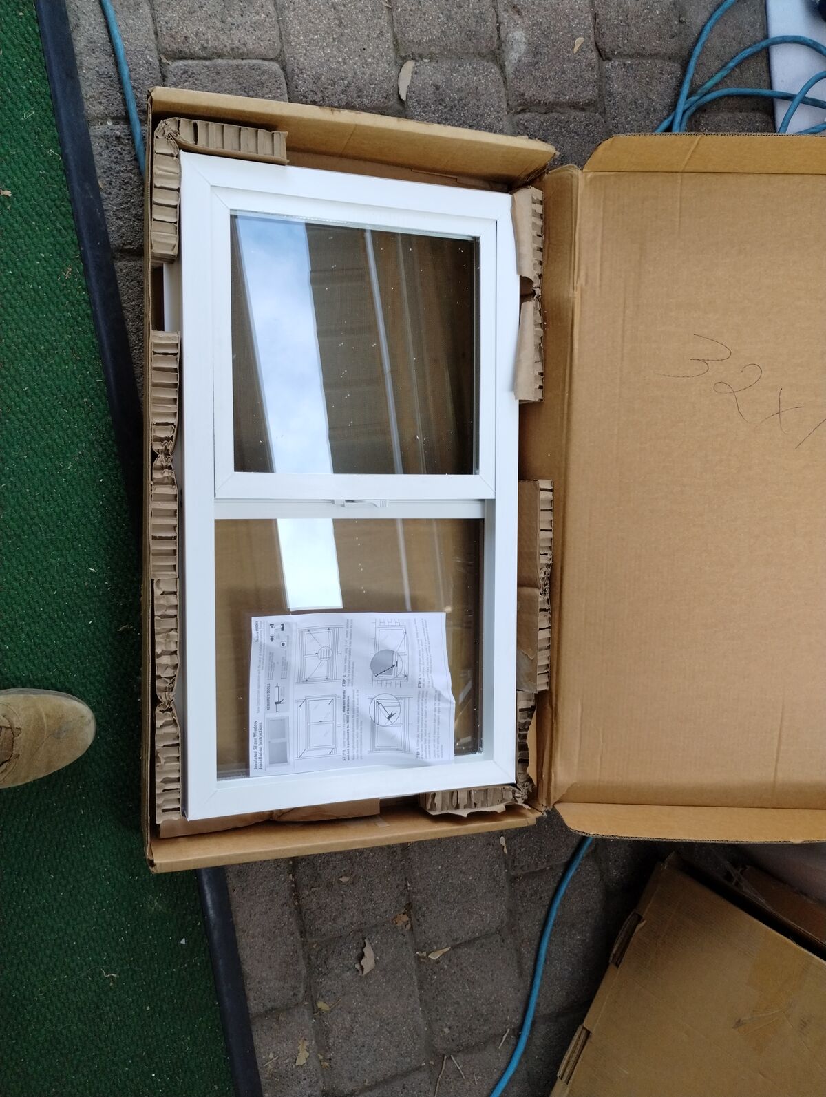 small room windows w/ screen nib i do have other s