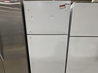 NICE CONDITION INSIGNIA TOP AND BOTTOM FRIDGE
