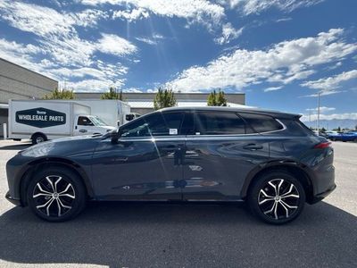 2025 Toyota Crown Signia XLE