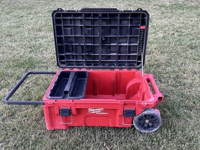 Milwaukee Packout Rolling Tool Chest