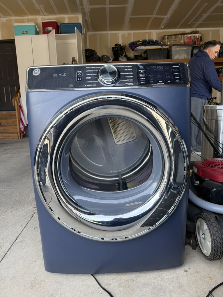 GE Front Load Washer Dryer Set GAS Stackable