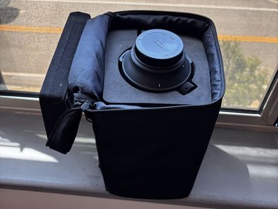Sigma 60-600 mm telephoto sports lens