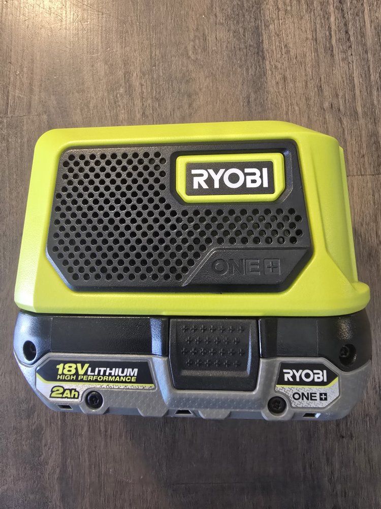 Ryobi ONE+ 18V Bluetooth Speaker PAD02 with 2Ah Battery