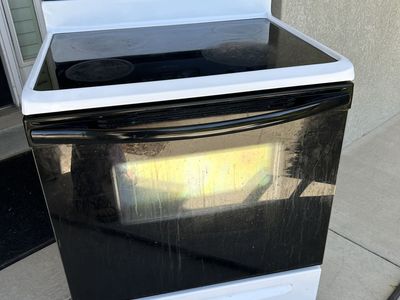 Frigidaire range