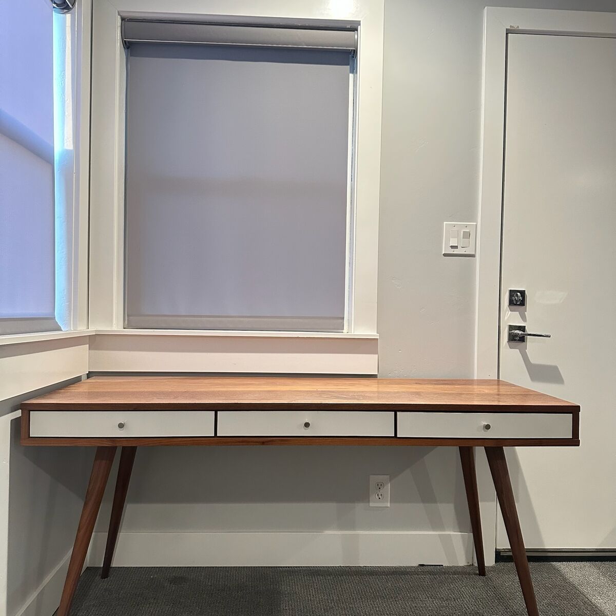 Modern Wood Desk 3 Drawer