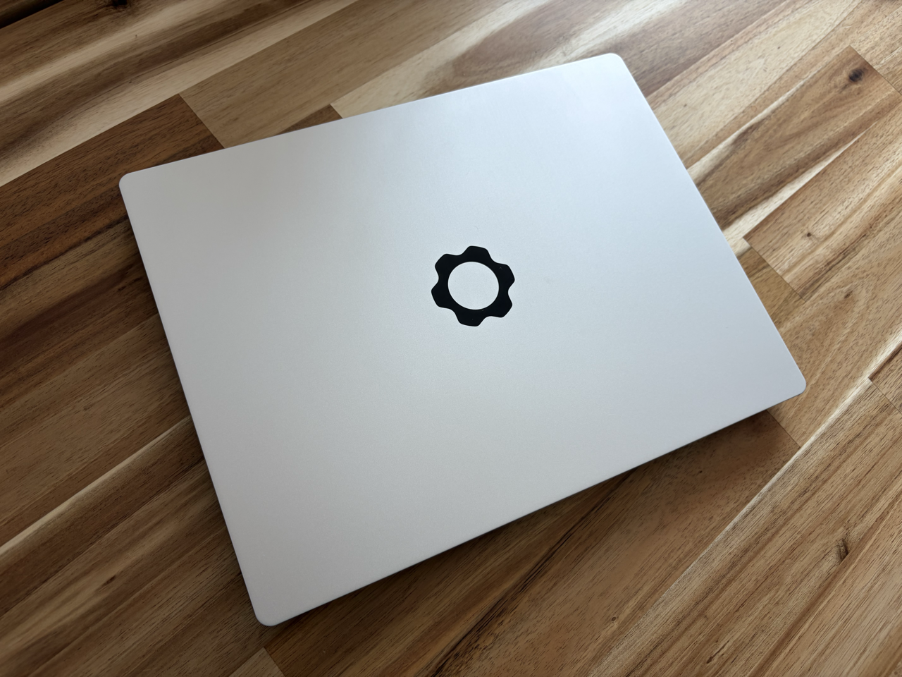 Framework Laptop 13 (AMD Ryzen™ 7 7840U, 32GB DDR5 RAM, 500GB SSD)