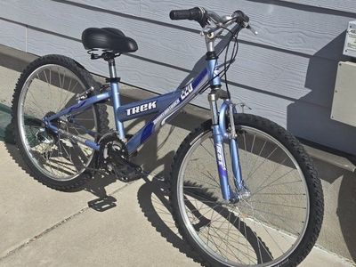Trek Mountain Track 220 Blue Youth Mountain Bike - Good Condition 24" wheels just tuned up
