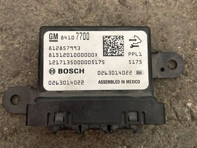 17 Cadi Escalade Parking Assist Module