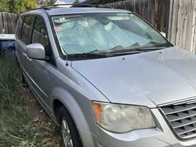 2010 Chrysler Town and Country