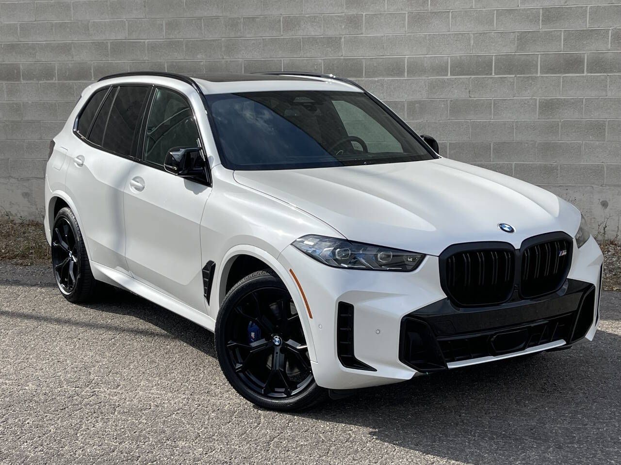2026 BMW X5 M60i