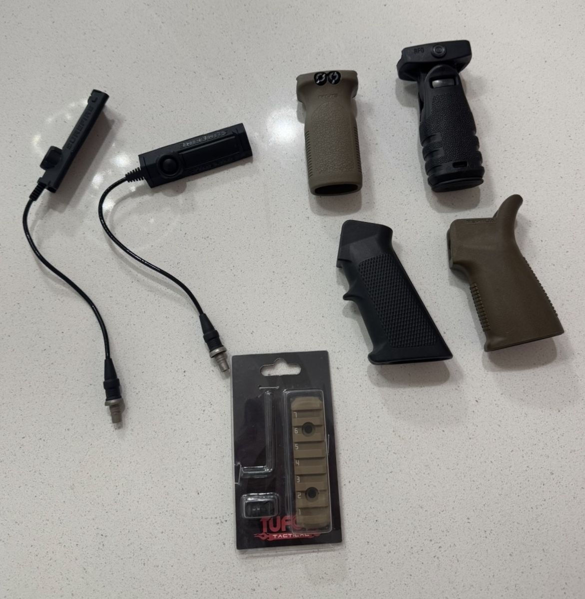 Tactical Rifle Accessories Lot - Grips, SureFire Pressure Switches & Rail Mount