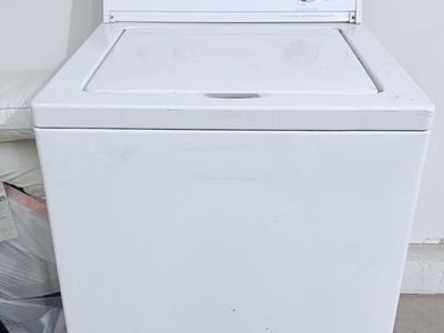 24” Estate by Whirlpool Top Load Washer Perfect for small places