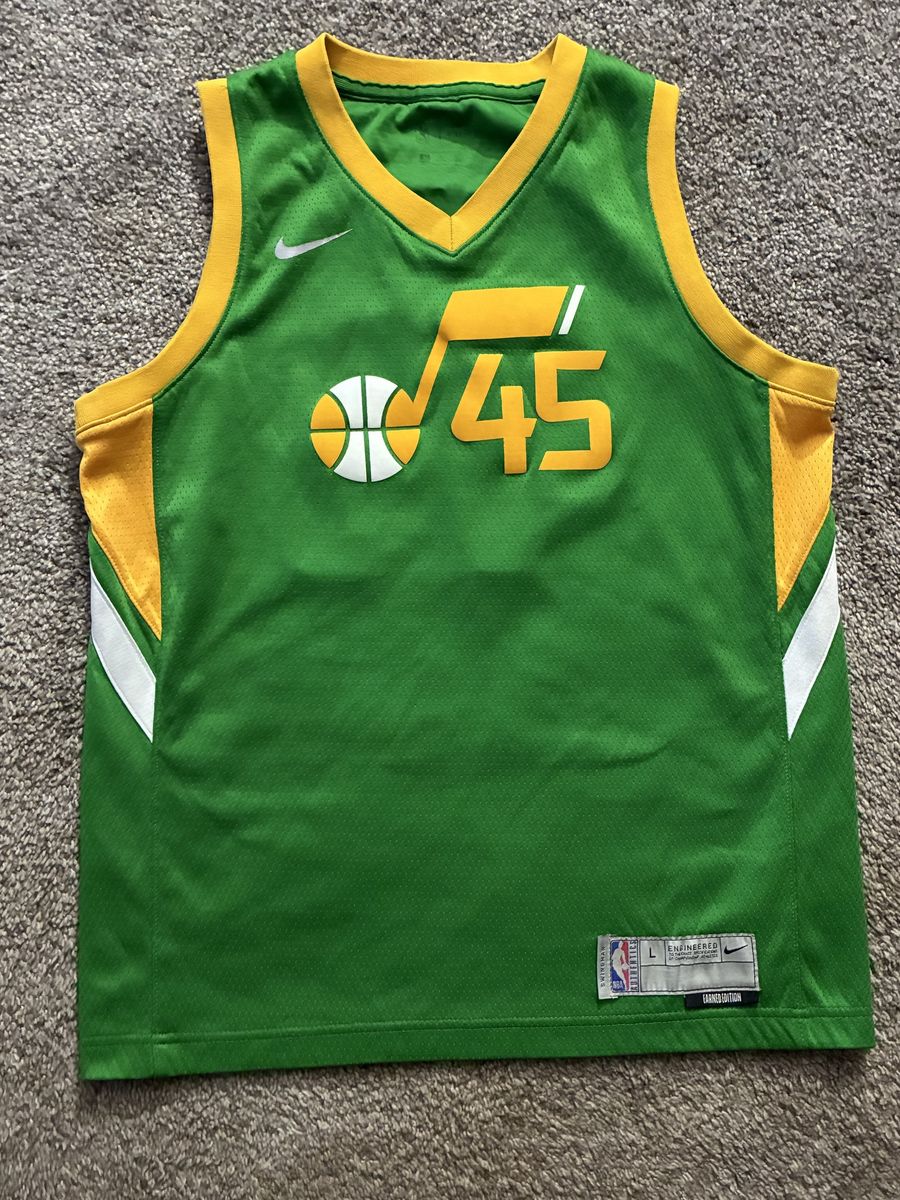 Authentic Nike Donovan Mitchell #45 Swingan Earned Edition 20/21 Youth Large