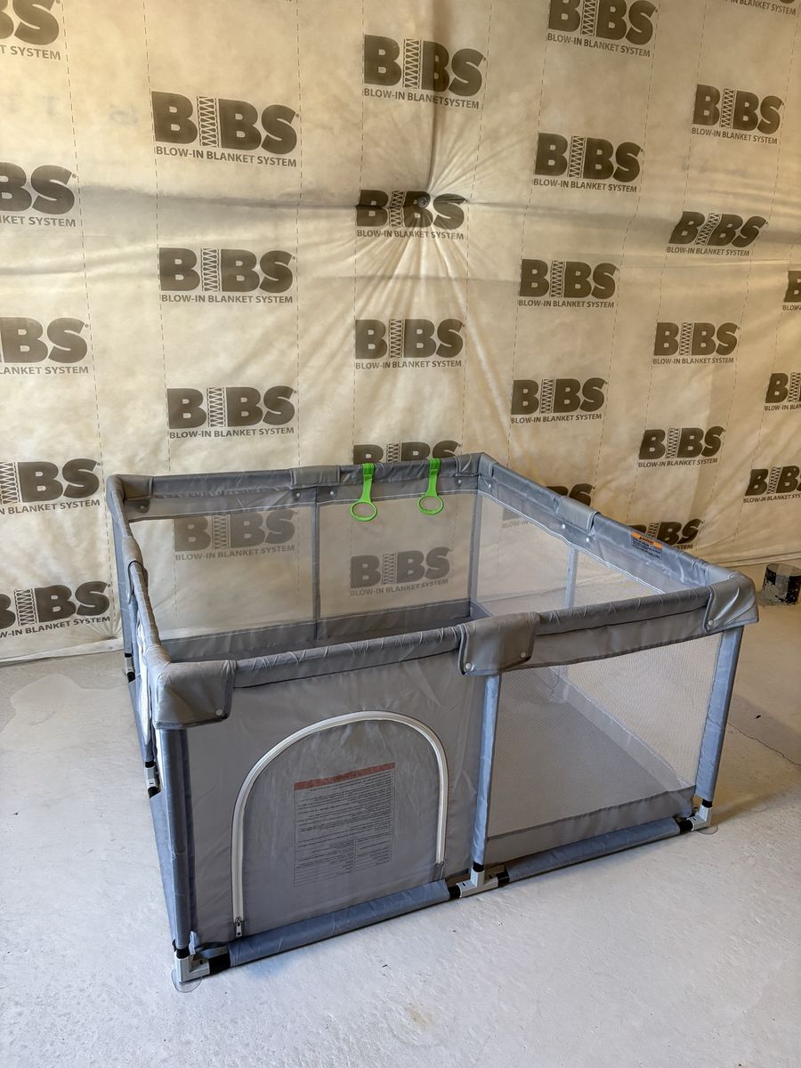 Baby play pen