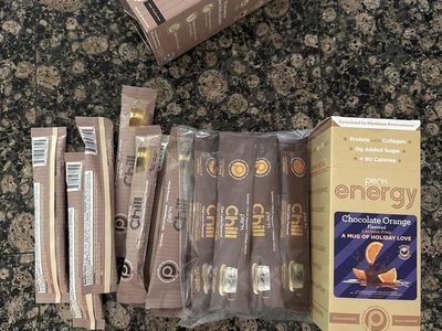 28 Perk to-go sticks - 3 flavors