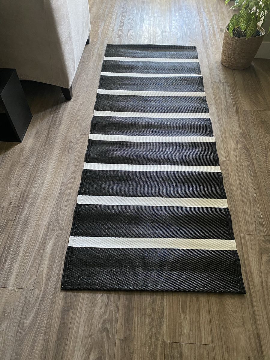 Black & White Striped Woven Outdoor/Indoor Area Rug, Reversible, 3.4x6.4 ft