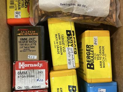 Assorted 6mm .243 Reloading Bullets Lot - Berger, Hornady, Barnes, Sierra.