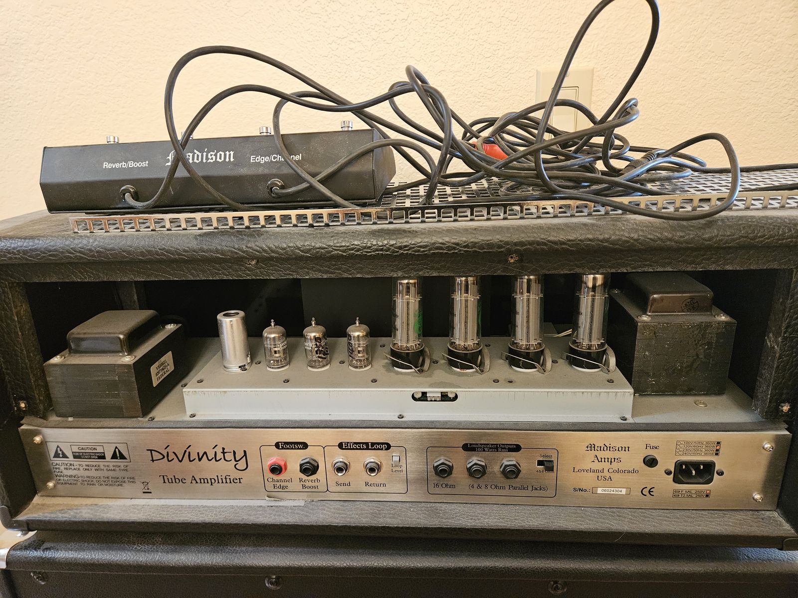 Main image 6