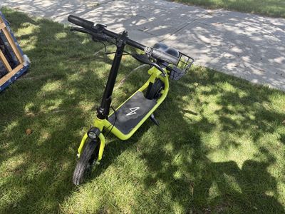 Phantomgogo Commuter R1 scooter
