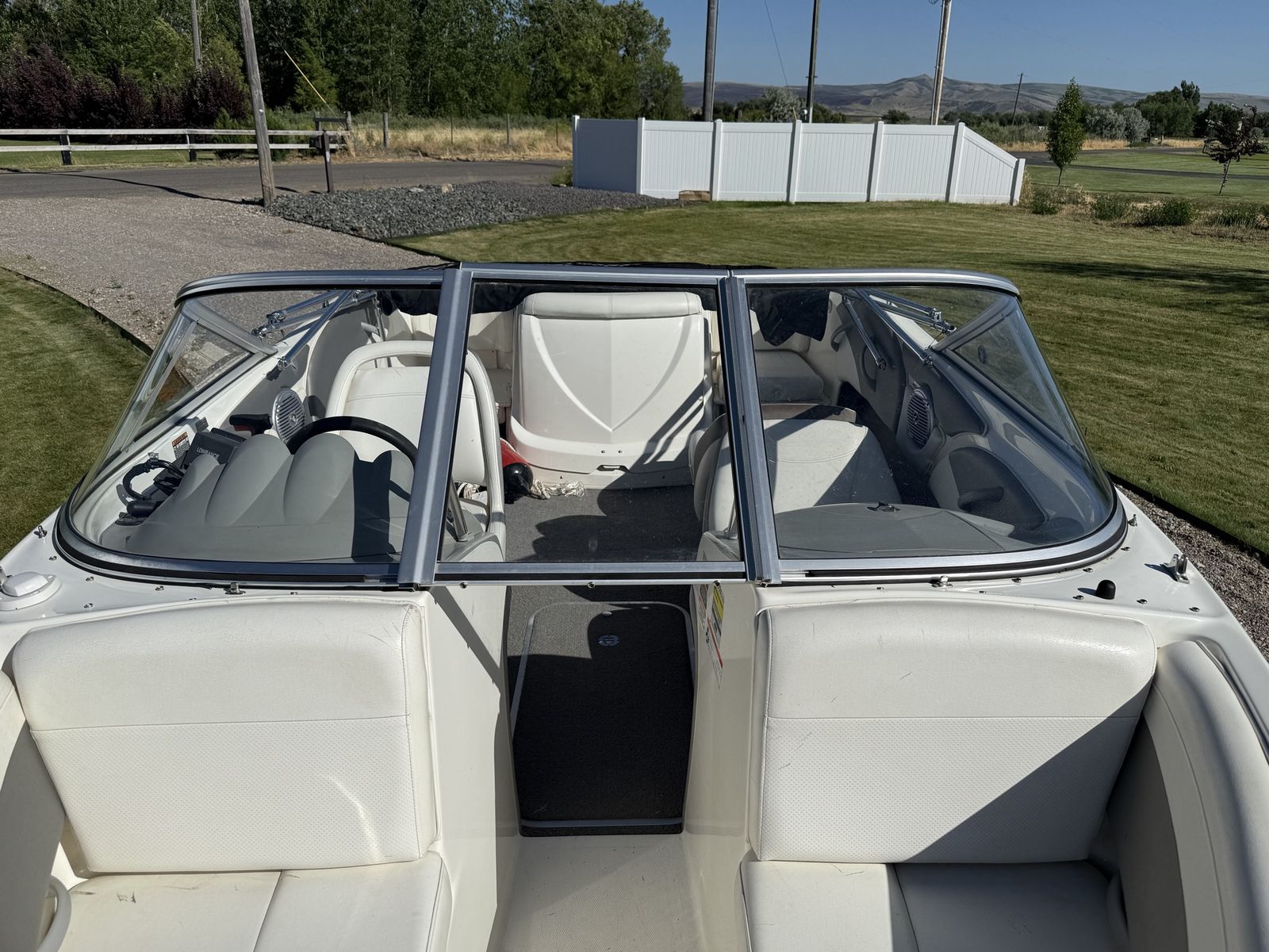 Main image 6