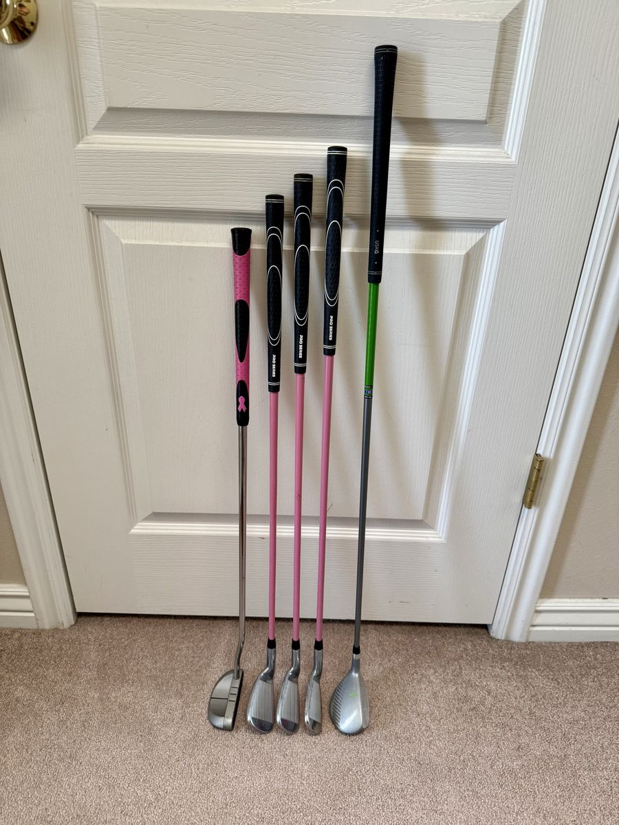 Girls Kids Junior Golf Club Set