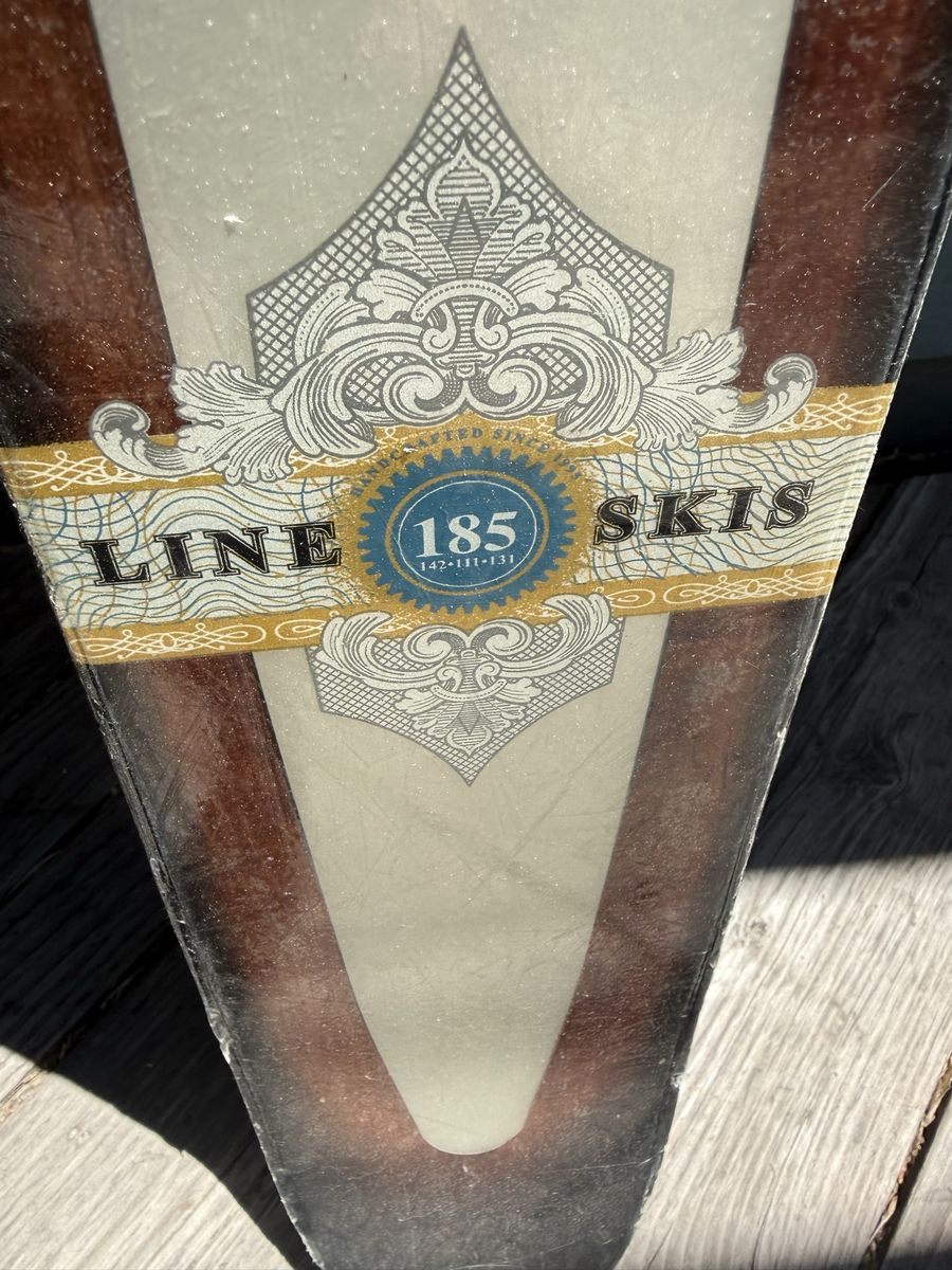 Main image 3