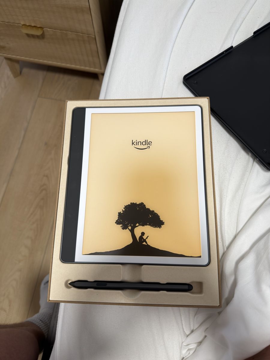 Kindle Scribe 32 GB Premium Pen