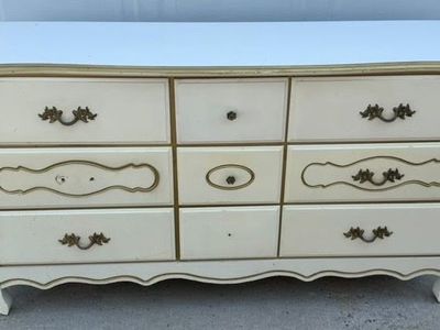Cute old dresser