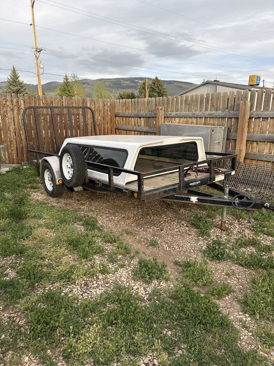Echo trailer with ramp