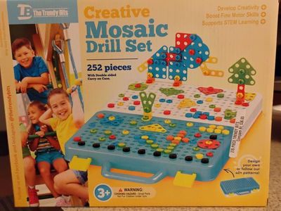 New:The Trendy Bits Creative Mosaic Drill Set 252 Pieces. Educational Toy