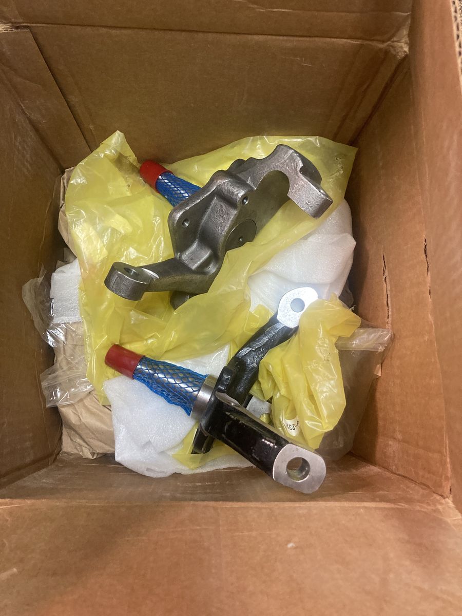 Free mustang 2 spindles