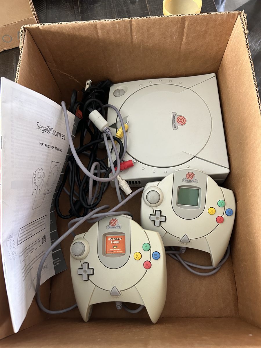 Sega Dreamcast Bundle
