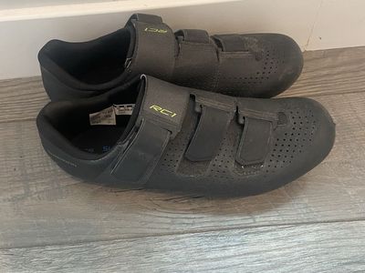 Shimano RC1 Road Bike Shoes / Size 10.5 or 45