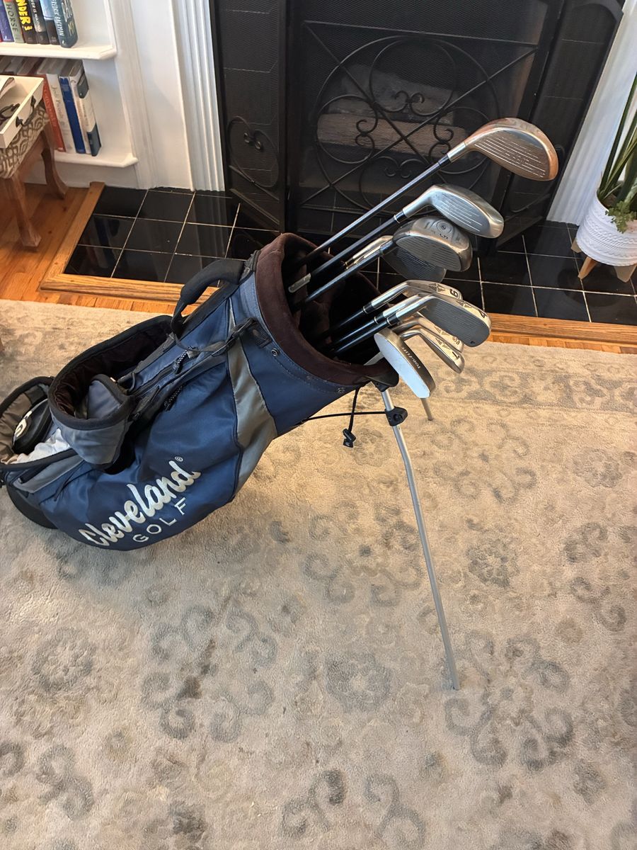 Men’s Taylormade Cleveland Top flite golf clubs set
