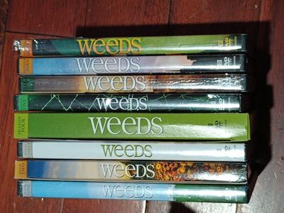 Weeds DVDs1-7& Final Season