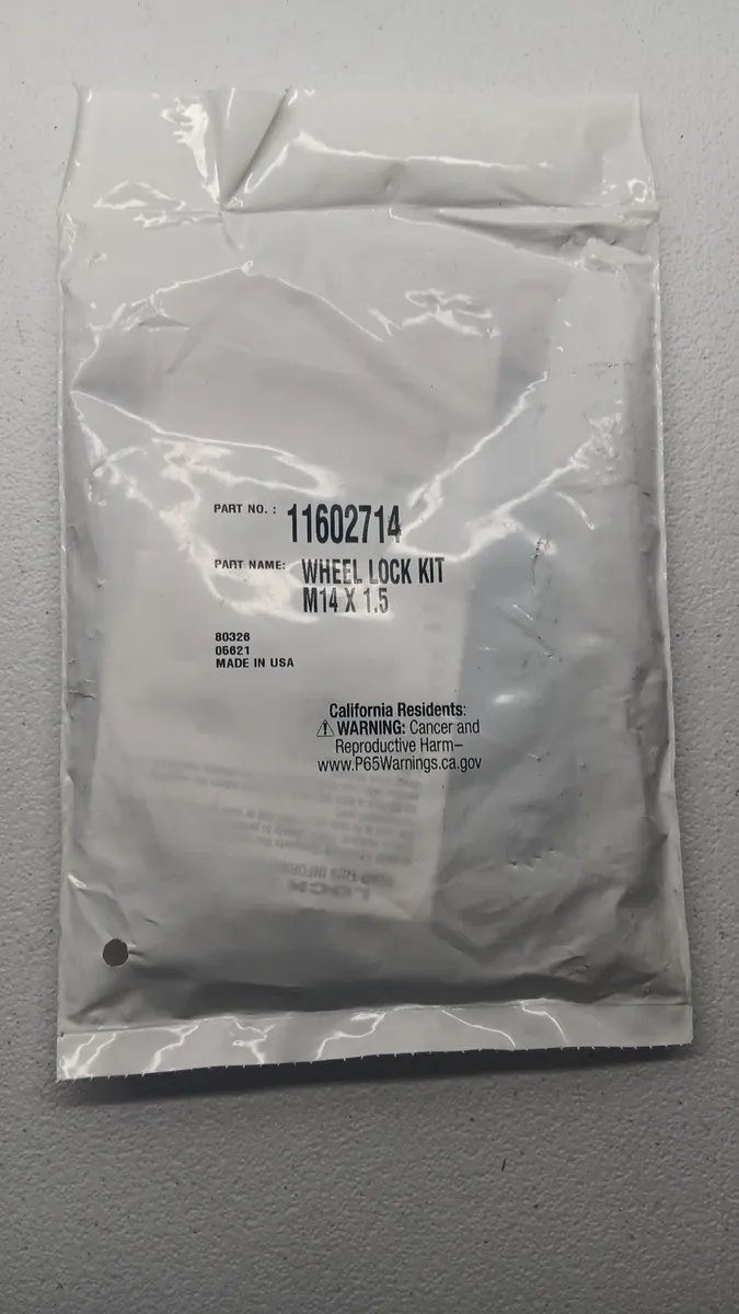 GM Chrome Wheel Lock Kit M14x1.5 Cadillac GMC Chevrolet Buick 11602714