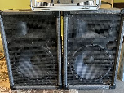 Complete PA System. AA V3000 Amp + Loud Speakers