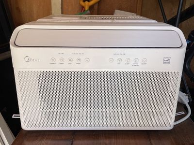 Midea 8,000 BTU U-Shaped Window AC w/ Remote – Works Great
