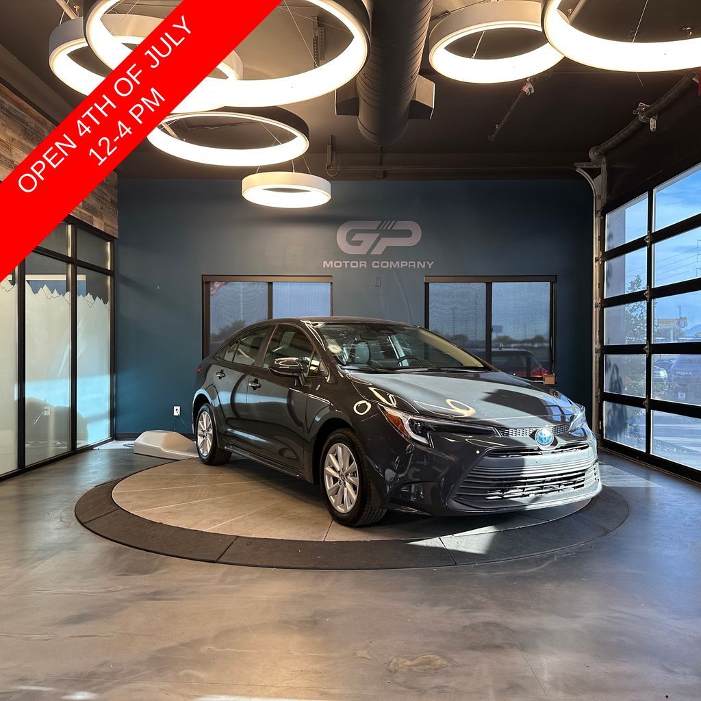 2024 Toyota Corolla Hybrid LE