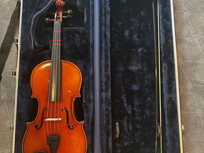 Samuel Eastman VA80 14” Viola + Bow & Case – Excellent Condition