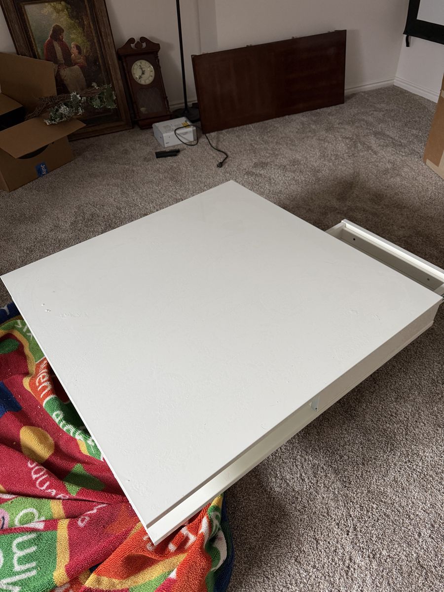 Modern White Coffee Table – Minimal Style