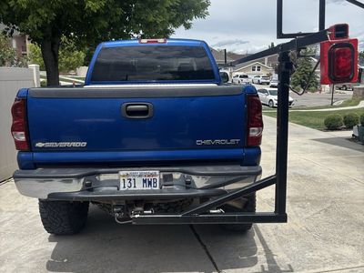 Low profile pipe / lumber rack
