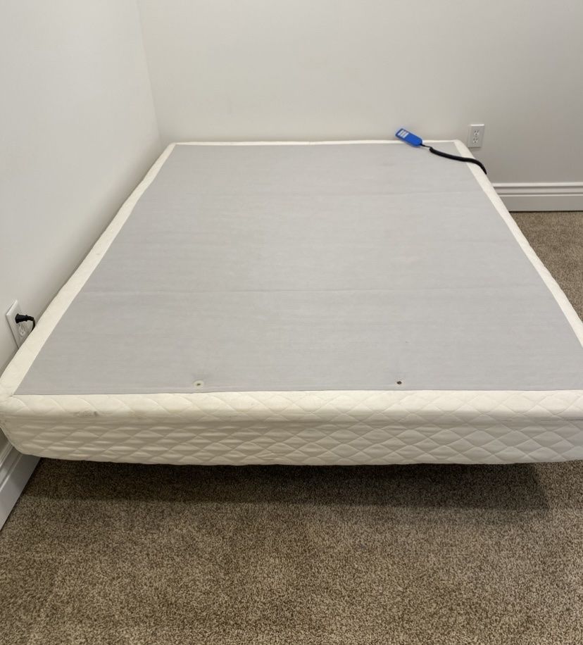 Adjustable Queen Size Power Bed Base & Remote