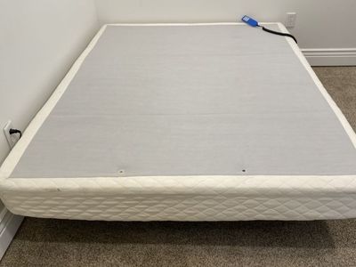 Adjustable Queen Size Power Bed Base & Remote