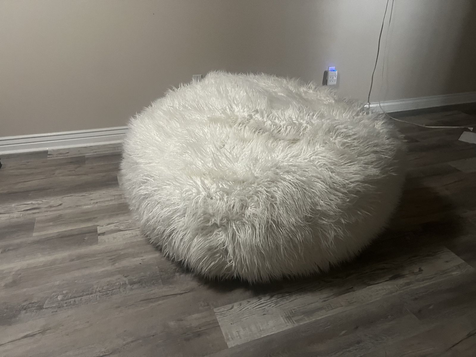 Large White Fuzzy Shaggy Bean Bag Chair
