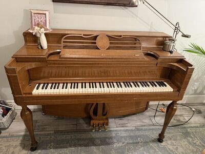 Haddoff Vertichord Upright Piano