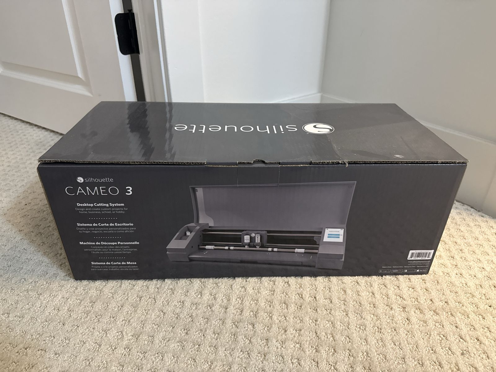 Silhouette Cameo 3 and tons of vinyl!